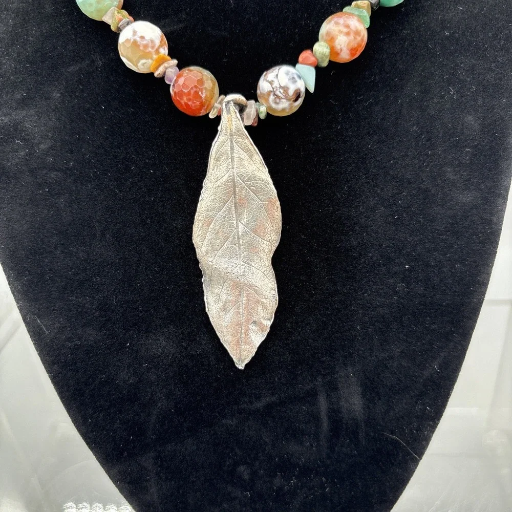 VTG Artisan Beaded Natural Gemstone Agate? Jasper? Silver Leaf Necklace GIFT 20